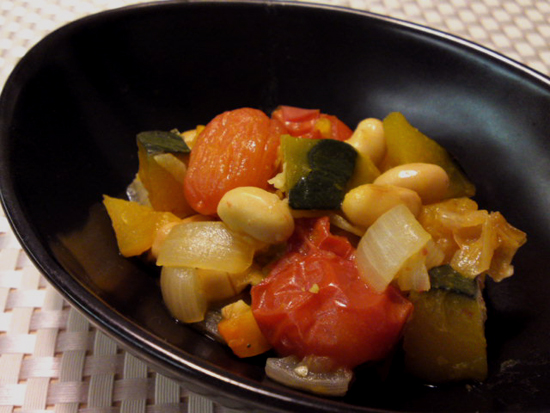 大豆と有機野菜のトマト煮